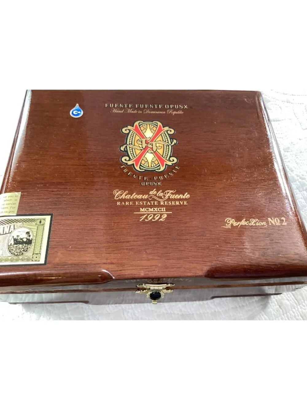 Fuente Fuente OpusX Chateau De La Fuente Perfection No. 2 Wooden Cigar Box 1992
